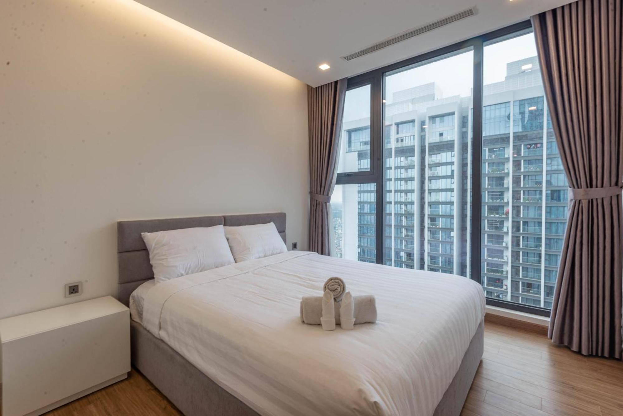 Luxury Serviced Apartment Vinhomes Metropolis Premium Hanoi Exterior foto